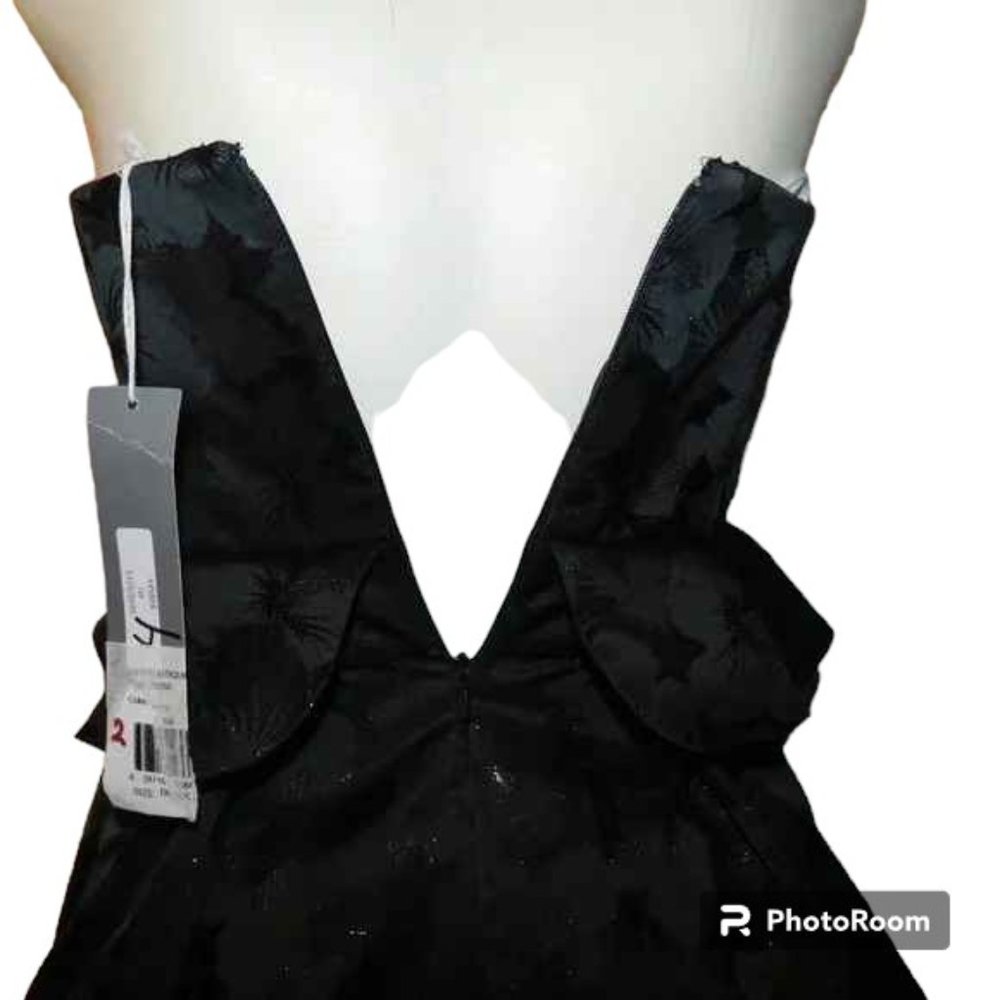 ML Monique Lhuillier Strapless Floral Jacquard Peplum Gown - Picture 6 of 16